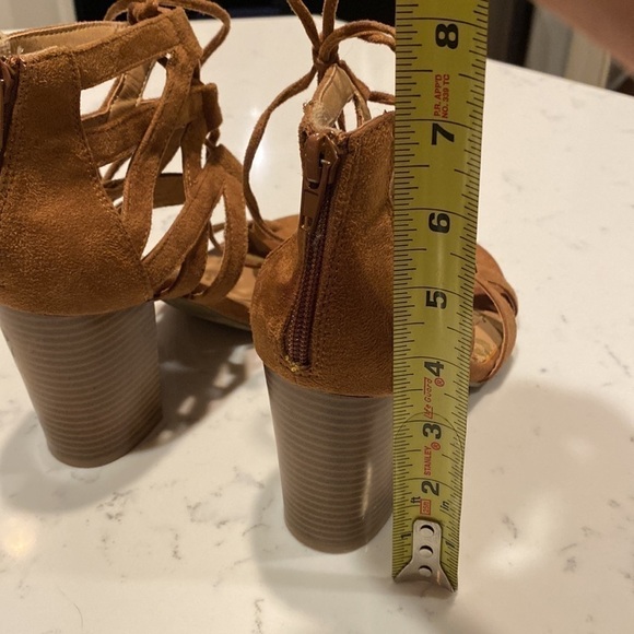 Brash Sexy Lace Up Cut Out Sandy Brown Suede Block Heel Sandal Back Zip Bootie 7 - Picture 13 of 13
